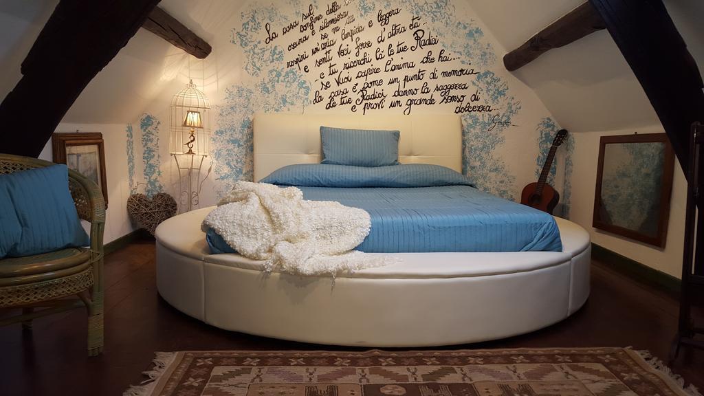 Bed and Breakfast Le Radici Sassello Habitación foto